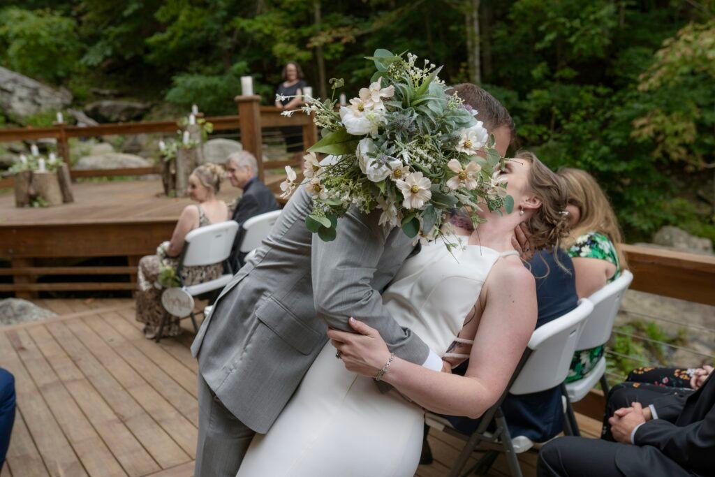 micro wedding hot springs