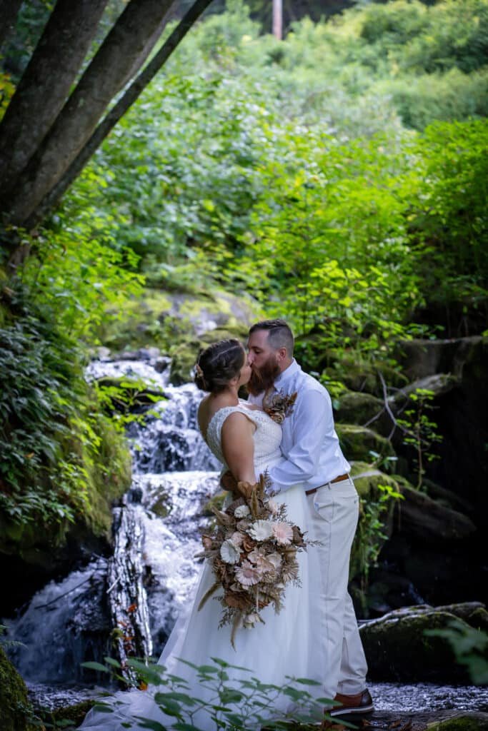 boone-nc-wedding-venue-mountain-waterfall-alternative