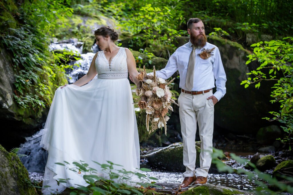 how to elope waterfall ceremony